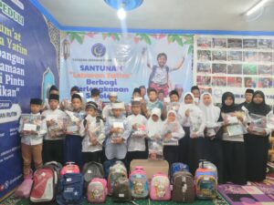 Santunan Lebaran Yatim